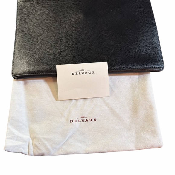 Authentic DELVAUX Black Pebbled Leather Envelope Clutch & Dustbag - Picture 2 of 3